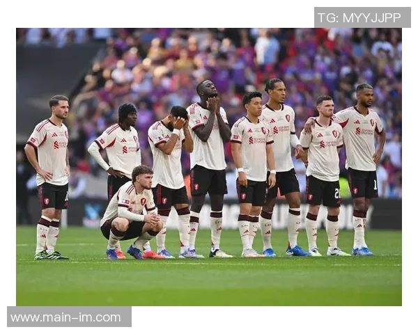 古斯托回忆:贝尔球衣陪伴我首秀对决利物浦的难忘时刻 古斯托回忆:贝尔球衣陪伴我首秀对决利物浦的难忘时刻