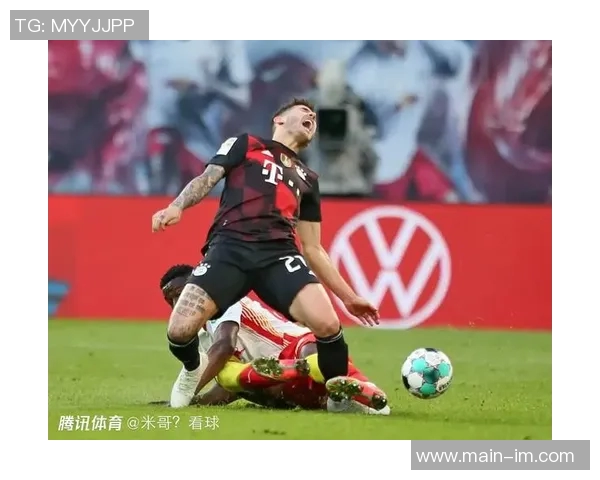 法尔克透露拜仁关注费耶诺德右后卫雷德或成博伊替代人选 法尔克透露拜仁关注费耶诺德右后卫雷德或成博伊替代人选