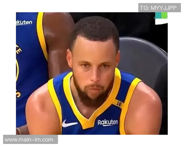 库里谈赛季开局的疯狂与挑战感受脖子被抓的平淡心态 库里谈赛季开局的疯狂与挑战感受脖子被抓的平淡心态